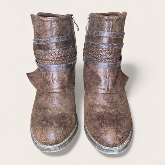 LIMELIGHT“Myka” Western Style Ankle Booties with Straps Low Heel Brown Size 9 - Picture 5 of 11